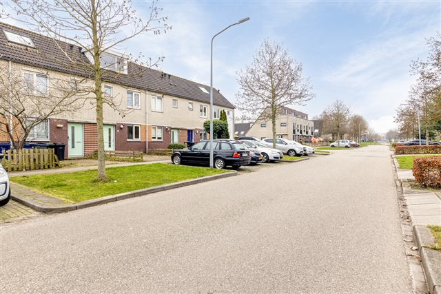 Almere - Multatuliweg 87